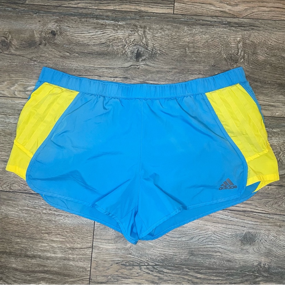 ADIDAS RUNNING SHORTS (M)